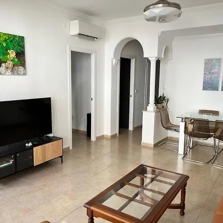 Perfect Place For Fun In The Sun! *