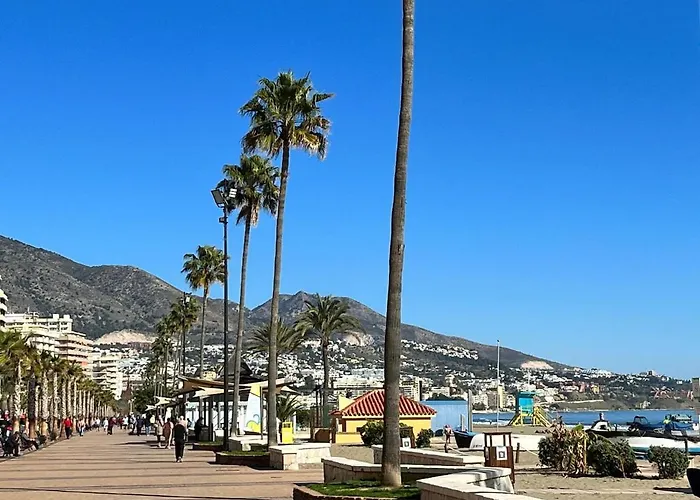 아파트 Perfect Place For Fun In The Sun! 푸엔히롤라