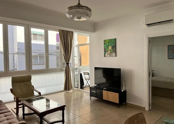 Perfect Place For Fun In The Sun! 丰希罗拉